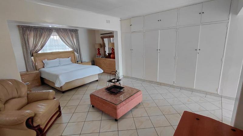 3 Bedroom Property for Sale in Glenvista Gauteng