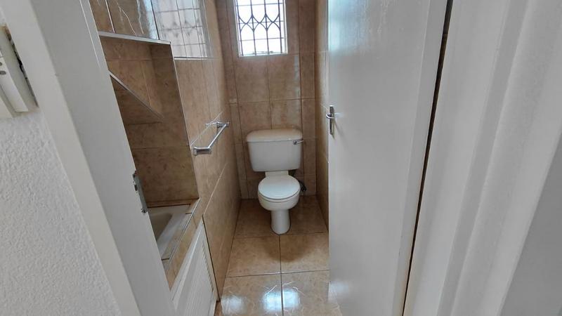 3 Bedroom Property for Sale in Glenvista Gauteng