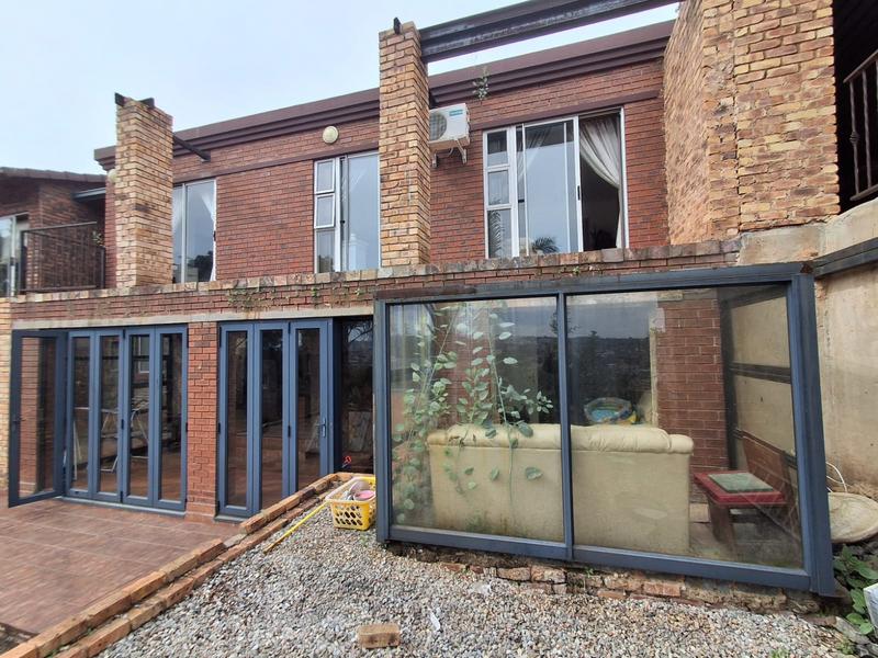 3 Bedroom Property for Sale in Glenvista Gauteng