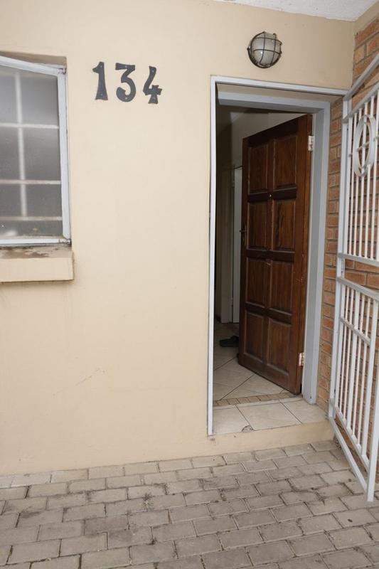 2 Bedroom Property for Sale in Erand Gardens Gauteng