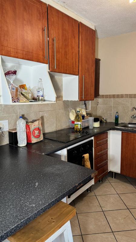 2 Bedroom Property for Sale in Erand Gardens Gauteng