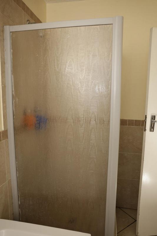 2 Bedroom Property for Sale in Erand Gardens Gauteng