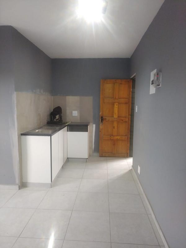 To Let 1 Bedroom Property for Rent in Emdeni Gauteng