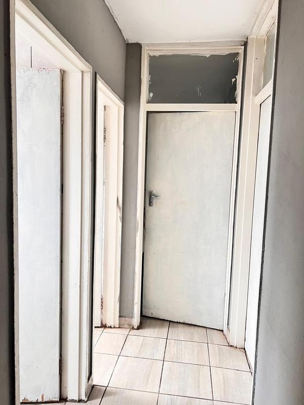 2 Bedroom Property for Sale in Sunnyside Gauteng