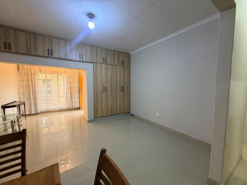 2 Bedroom Property for Sale in Laudium Gauteng