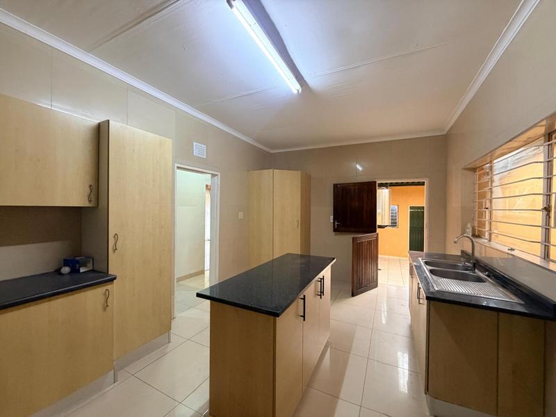 2 Bedroom Property for Sale in Laudium Gauteng
