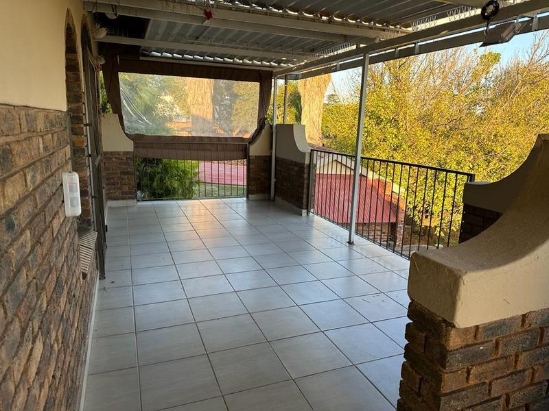 4 Bedroom Property for Sale in Erasmia Gauteng