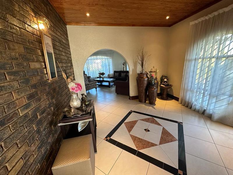 4 Bedroom Property for Sale in Erasmia Gauteng