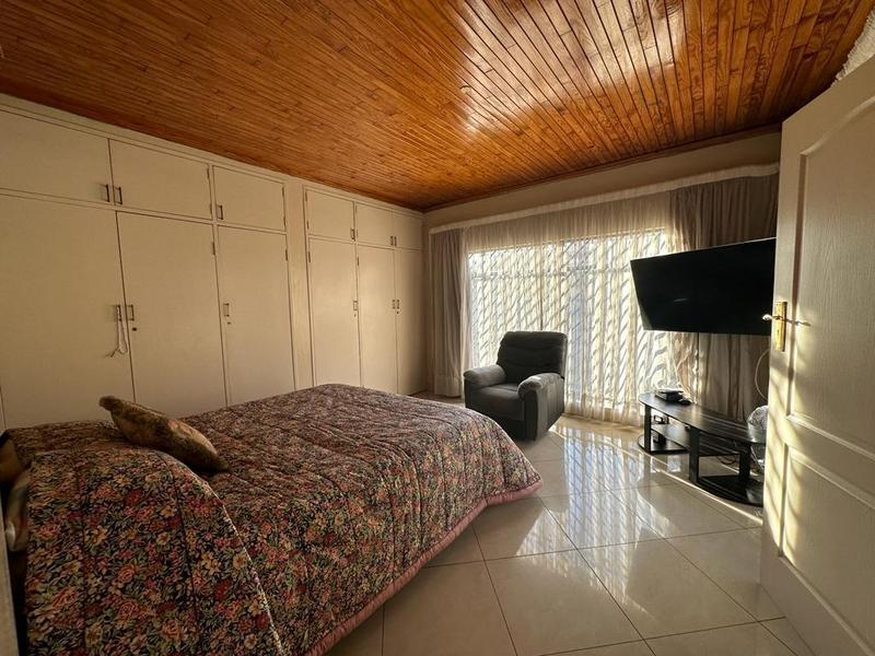 4 Bedroom Property for Sale in Erasmia Gauteng