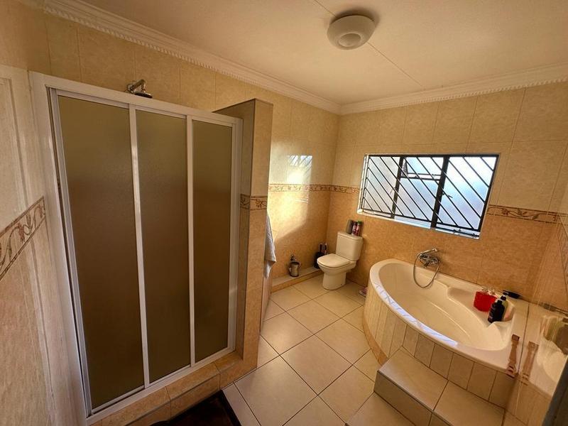 4 Bedroom Property for Sale in Erasmia Gauteng