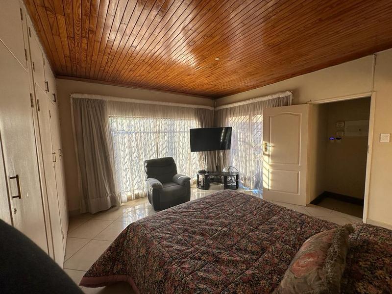 4 Bedroom Property for Sale in Erasmia Gauteng