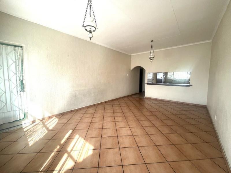 2 Bedroom Property for Sale in New Redruth Gauteng