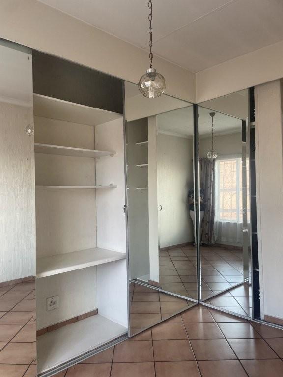 2 Bedroom Property for Sale in New Redruth Gauteng