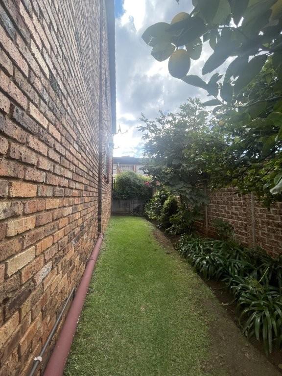 2 Bedroom Property for Sale in New Redruth Gauteng