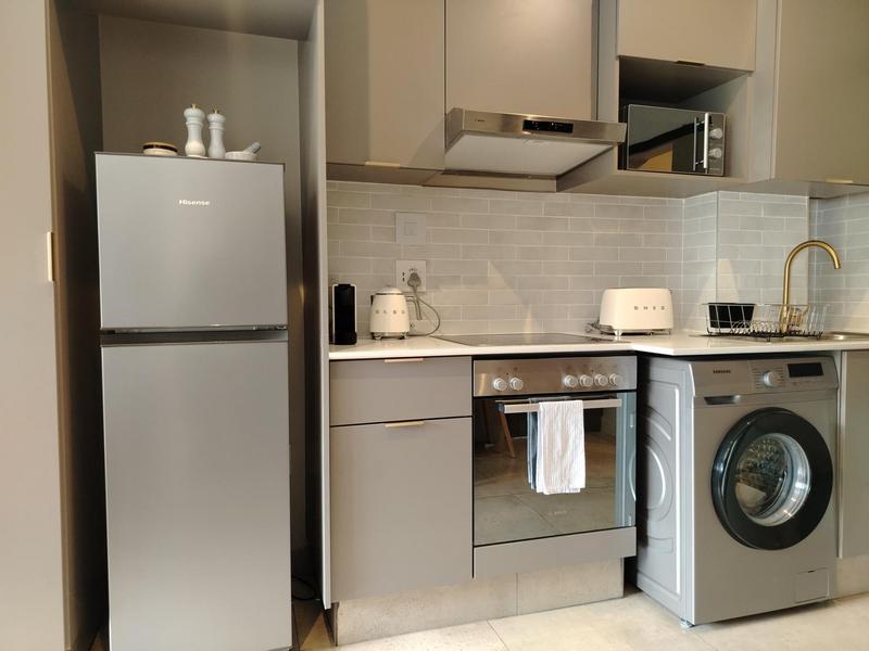 To Let 1 Bedroom Property for Rent in Sandown Gauteng