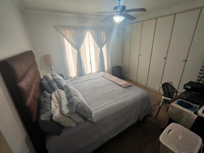 3 Bedroom Property for Sale in Zwartkop Gauteng