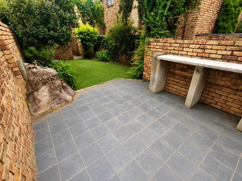 3 Bedroom Property for Sale in Zwartkop Gauteng