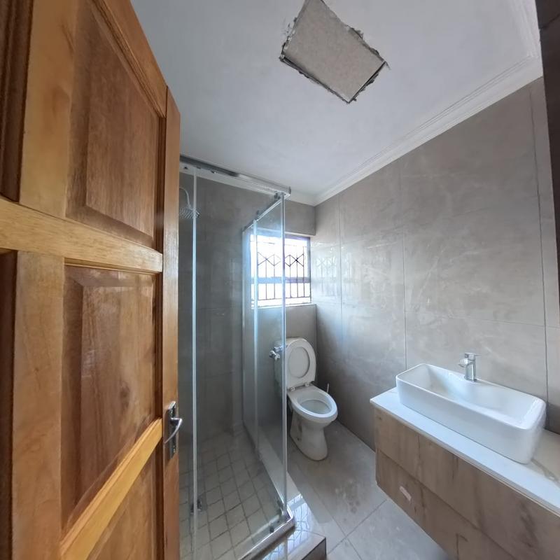 To Let 3 Bedroom Property for Rent in Clayville Gauteng