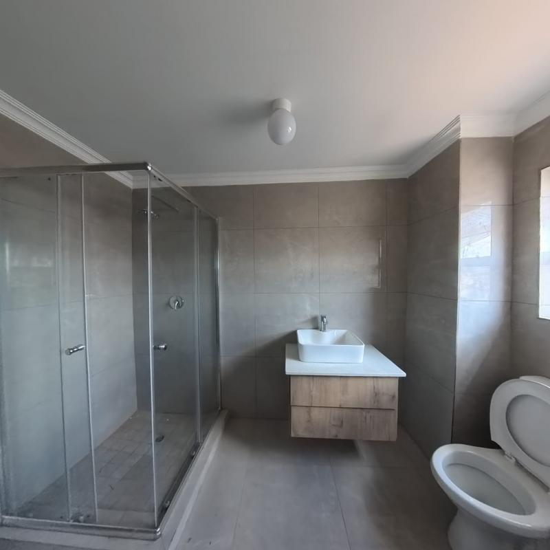 To Let 1 Bedroom Property for Rent in Clayville Gauteng