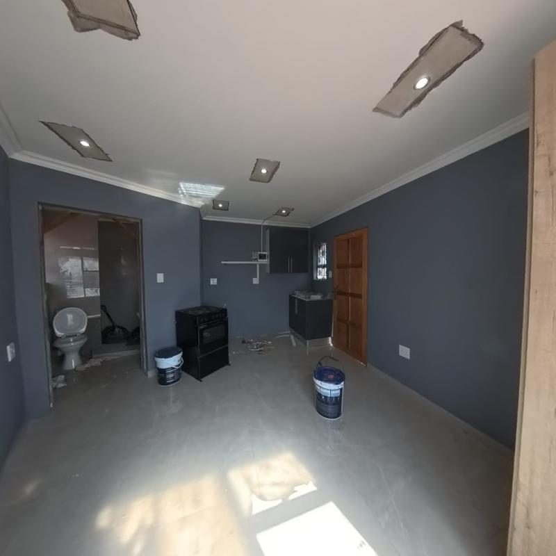 To Let 1 Bedroom Property for Rent in Clayville Gauteng