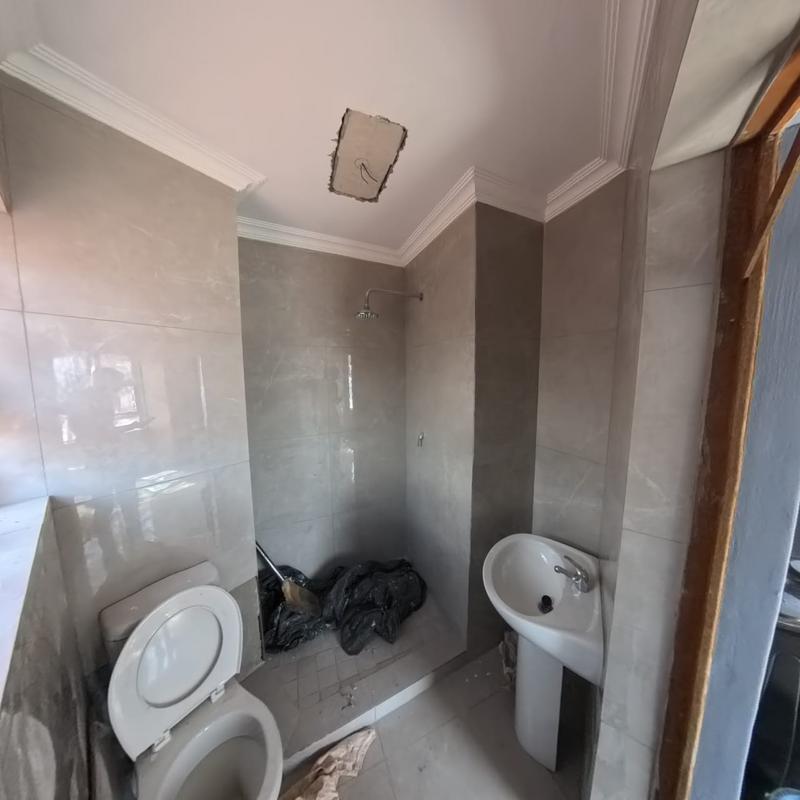 To Let 1 Bedroom Property for Rent in Clayville Gauteng