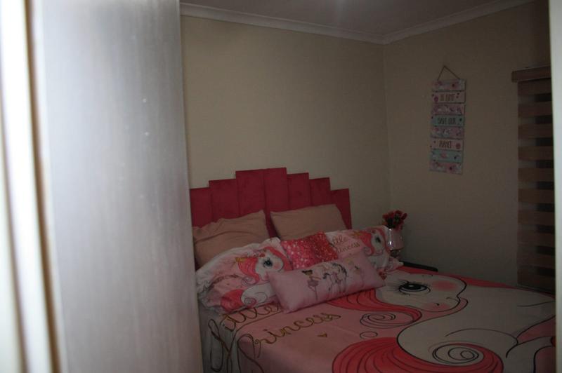 2 Bedroom Property for Sale in Edleen Gauteng