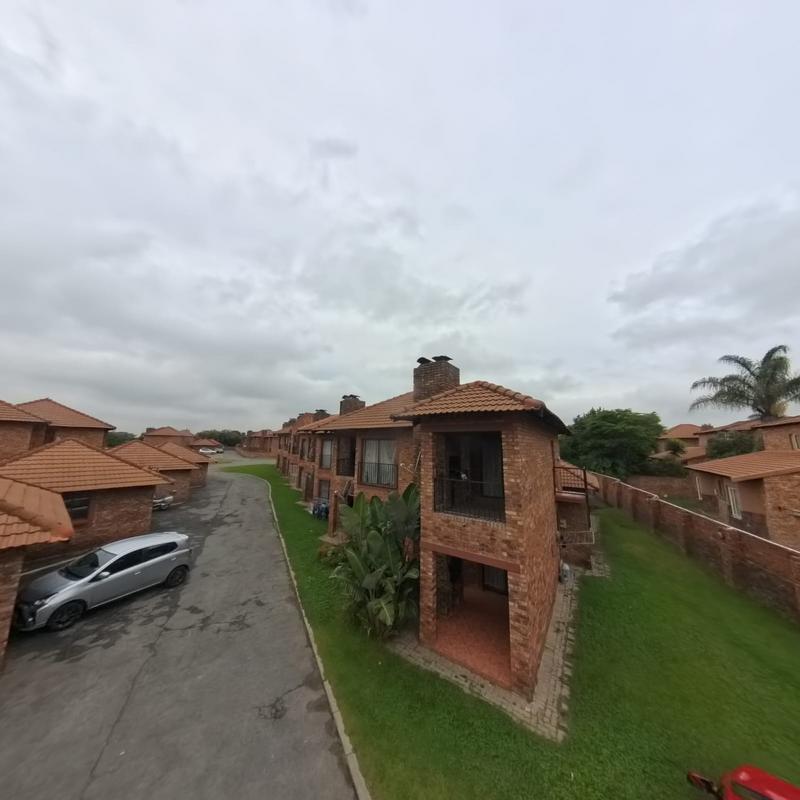 2 Bedroom Property for Sale in Edleen Gauteng