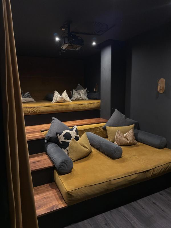 To Let 1 Bedroom Property for Rent in Sandown Gauteng