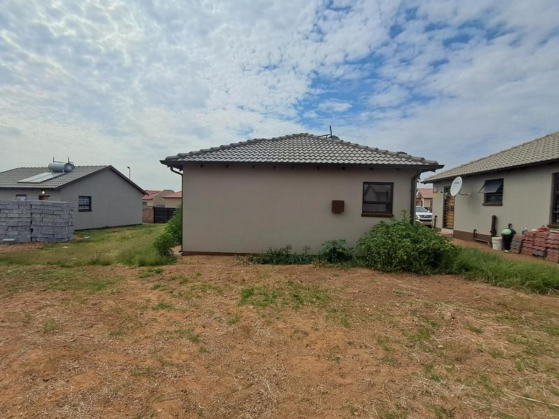 3 Bedroom Property for Sale in Crystal Park Gauteng