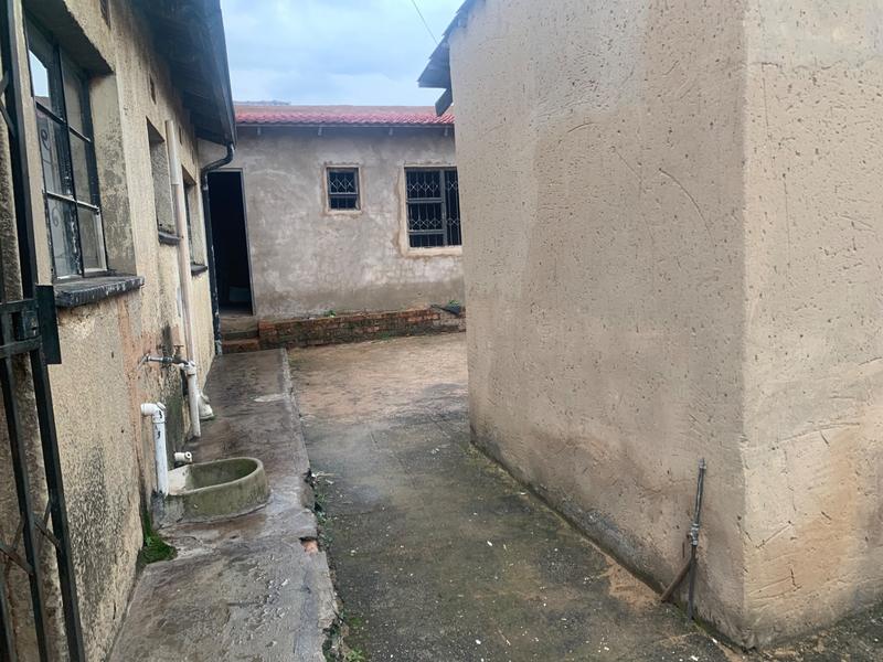 2 Bedroom Property for Sale in Tembisa Gauteng