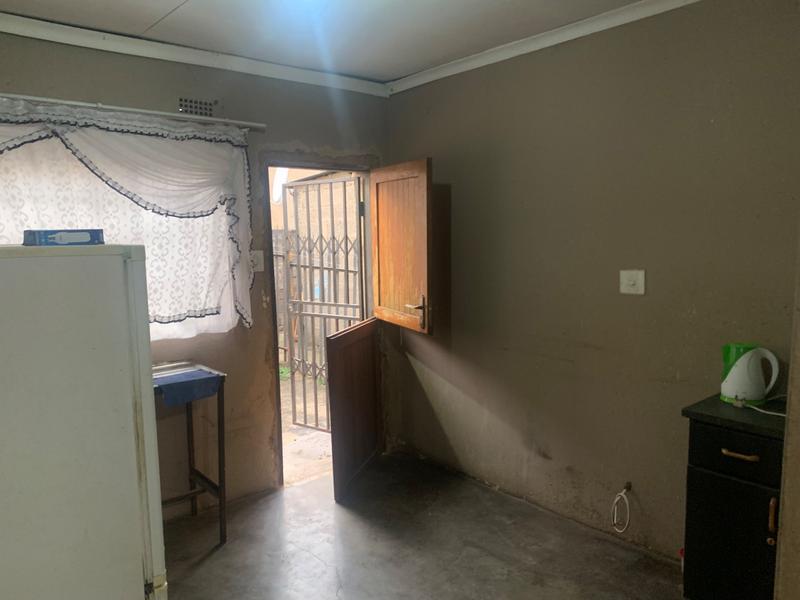2 Bedroom Property for Sale in Tembisa Gauteng