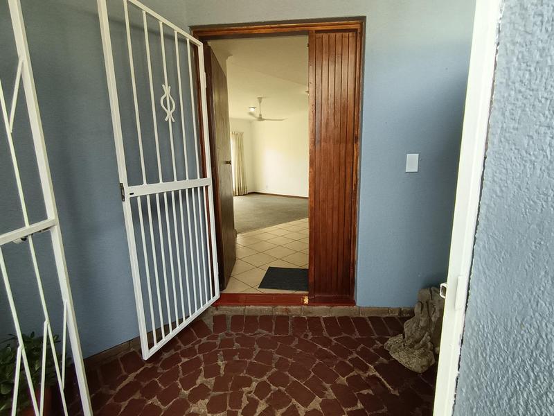 2 Bedroom Property for Sale in Wychwood Gauteng