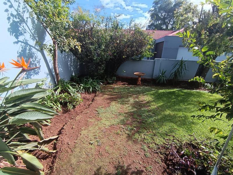2 Bedroom Property for Sale in Wychwood Gauteng