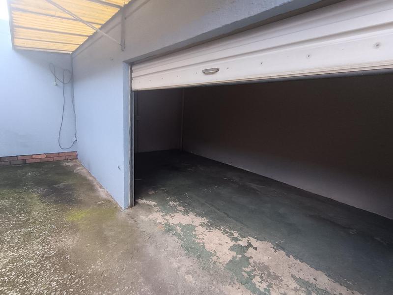 2 Bedroom Property for Sale in Wychwood Gauteng