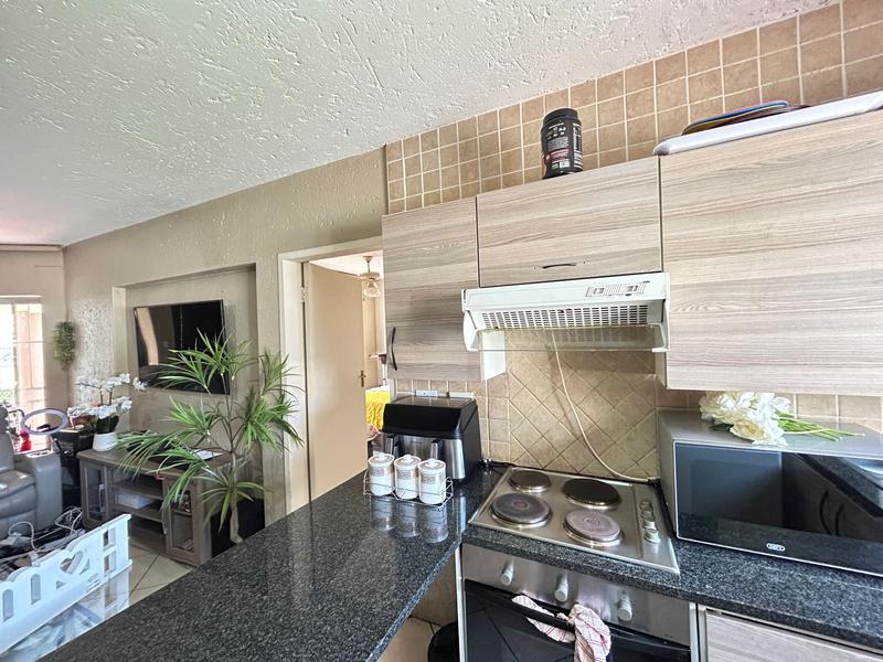 To Let 1 Bedroom Property for Rent in Bedfordview Gauteng