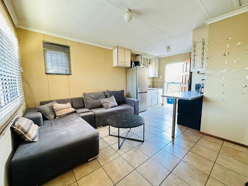 2 Bedroom Property for Sale in Cosmo City Gauteng