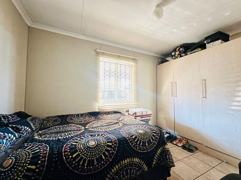 2 Bedroom Property for Sale in Cosmo City Gauteng