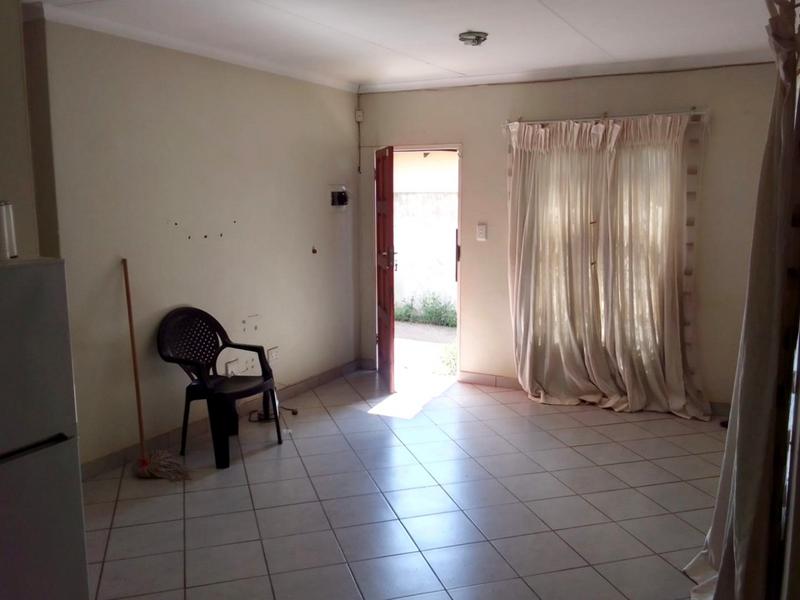 2 Bedroom Property for Sale in Lehae Gauteng