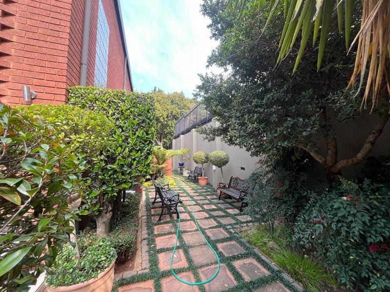 To Let 3 Bedroom Property for Rent in Waterkloof Ridge Gauteng