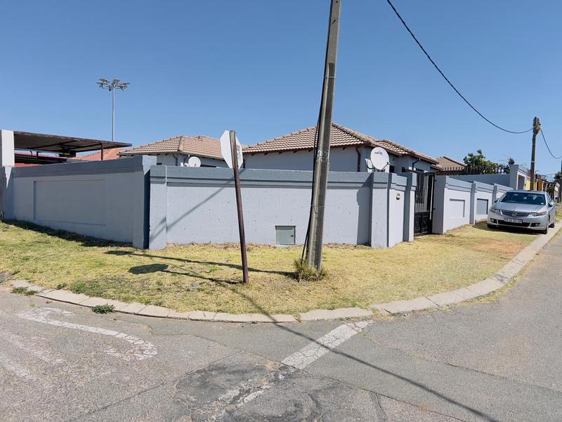 3 Bedroom Property for Sale in Riverlea Gauteng