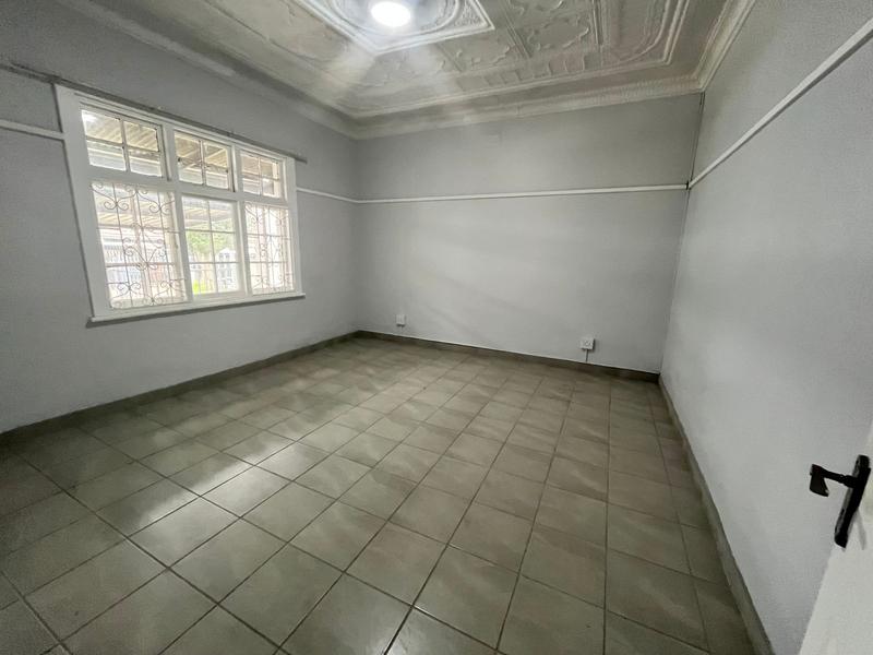 6 Bedroom Property for Sale in Geduld Gauteng