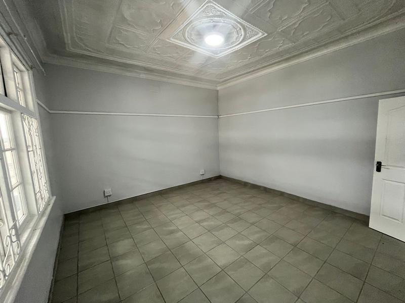 6 Bedroom Property for Sale in Geduld Gauteng