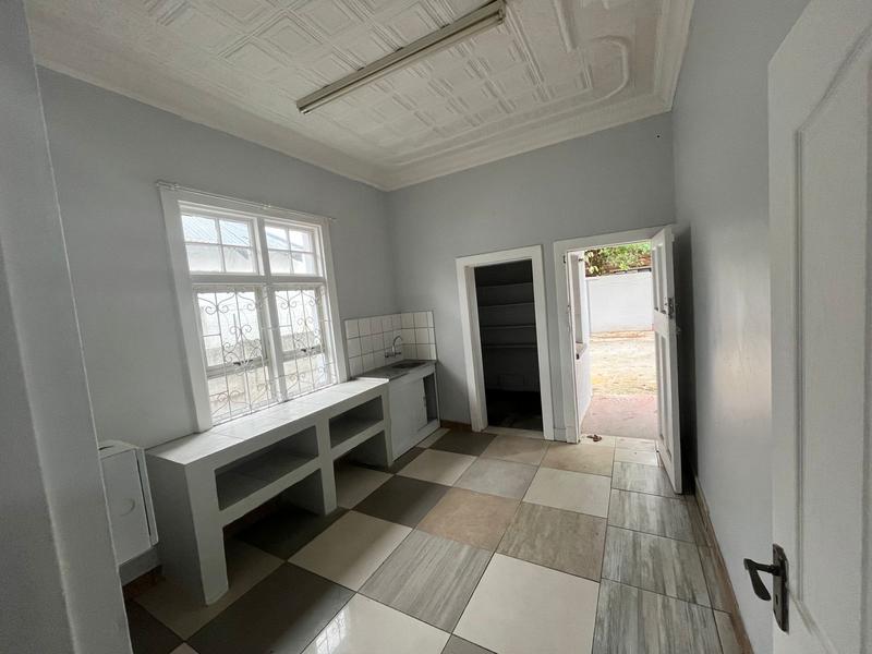 6 Bedroom Property for Sale in Geduld Gauteng