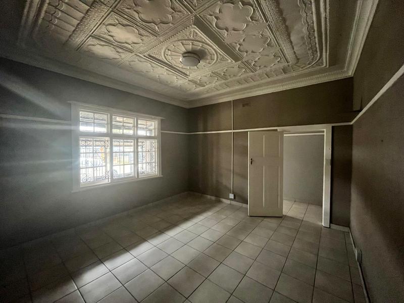 6 Bedroom Property for Sale in Geduld Gauteng