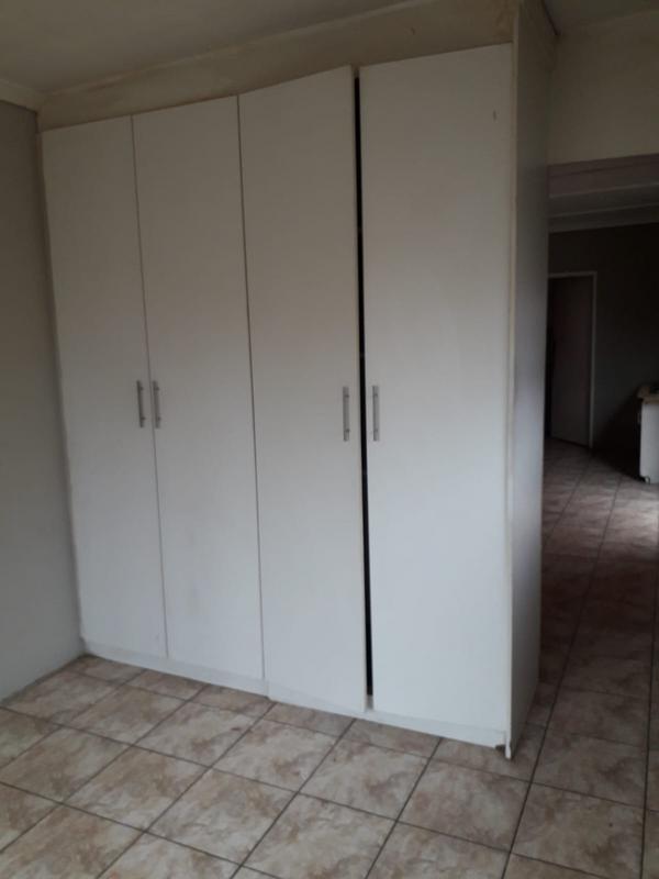 6 Bedroom Property for Sale in Bosmont Gauteng