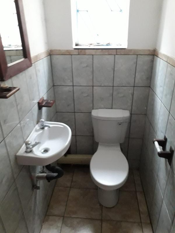 6 Bedroom Property for Sale in Bosmont Gauteng