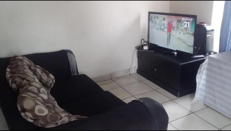 6 Bedroom Property for Sale in Sophiatown Gauteng