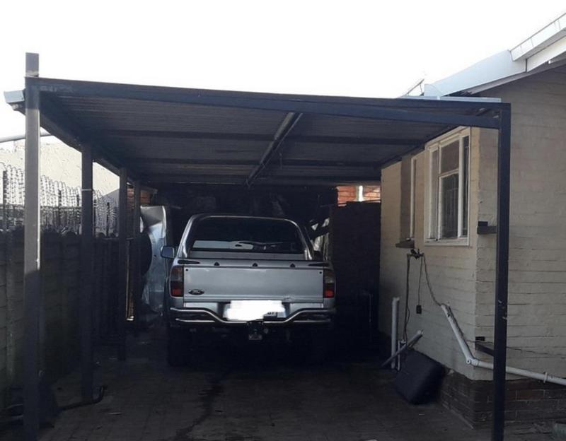 6 Bedroom Property for Sale in Sophiatown Gauteng