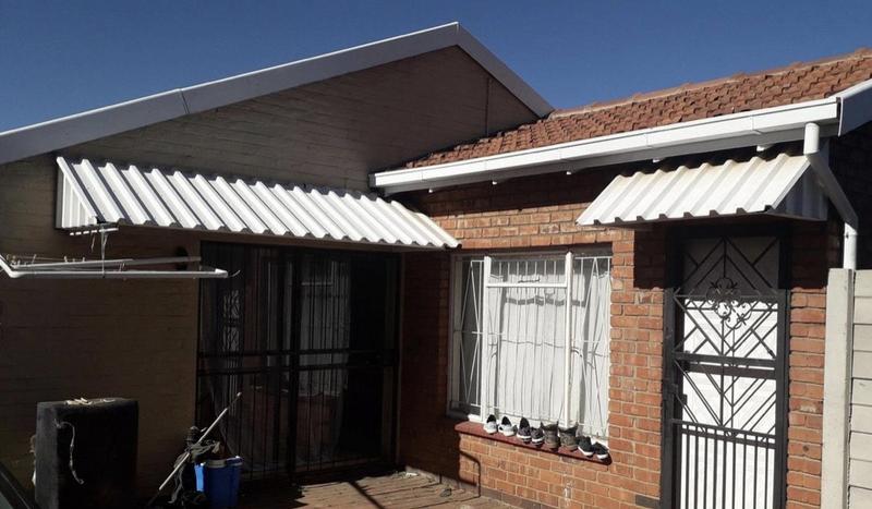 6 Bedroom Property for Sale in Sophiatown Gauteng