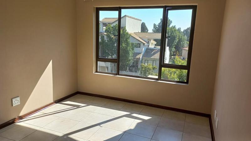 2 Bedroom Property for Sale in Fourways Gauteng